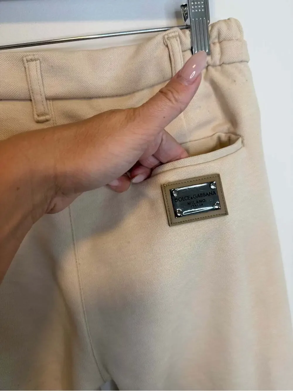Dolce & Gabbana Men's Cream Jogger Pants size small